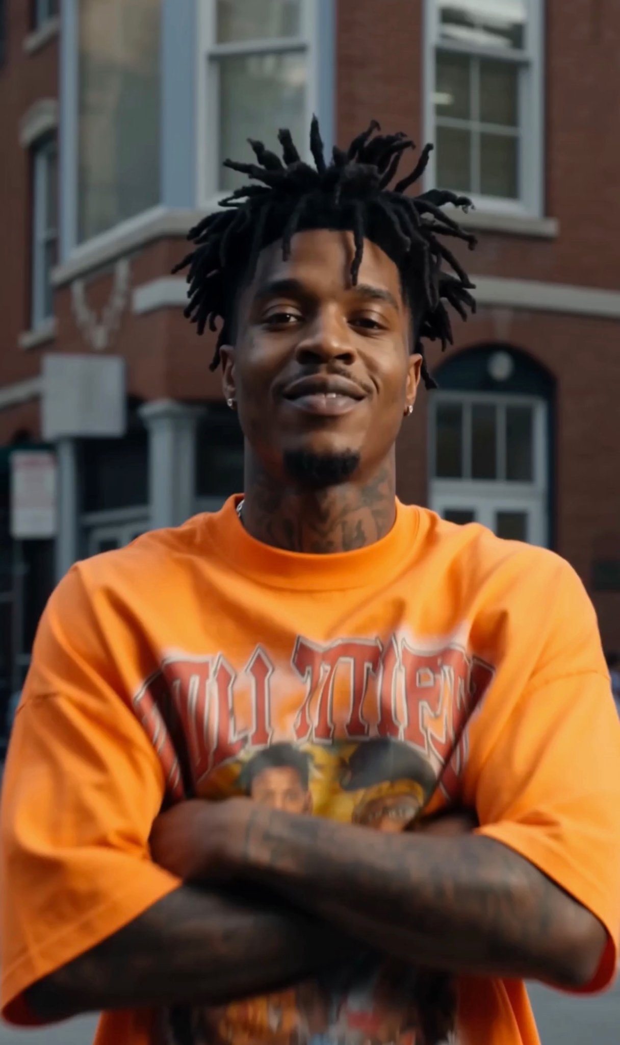 Techwood Slim™ street portrait